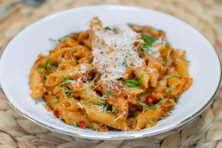 Karnabaharlı Ragu Soslu Makarna Tarifi