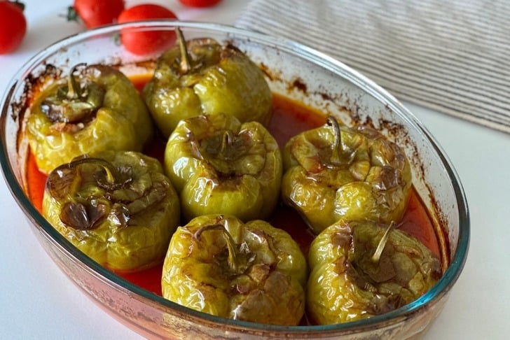 Fırında Zeytinyağlı Biber Dolması Tarifi