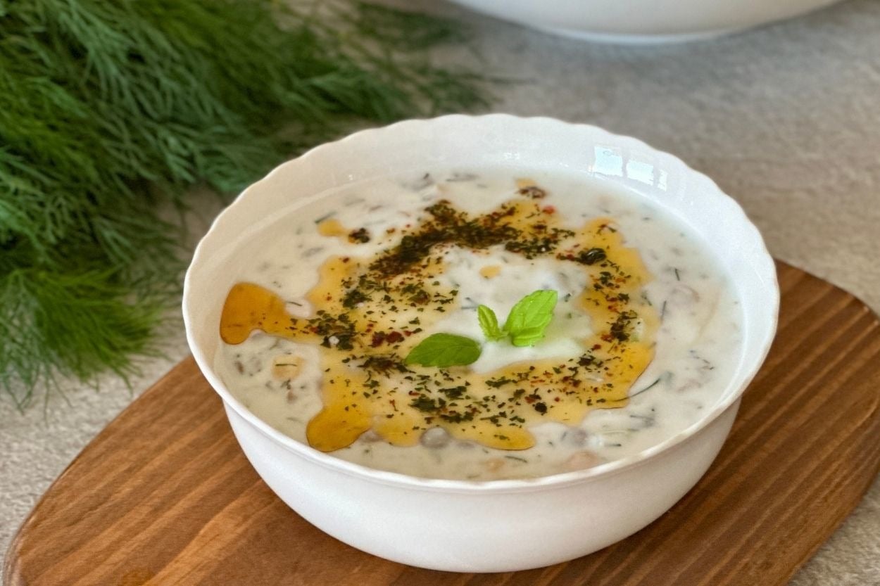 Ayşe'nin Tarifi: Yaz Çorbası