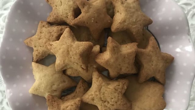 Klasik Hazırlanan: Çay Yanı Kurabiyesi