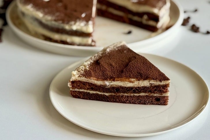 hazir-kekten-tiramisu-tarifi