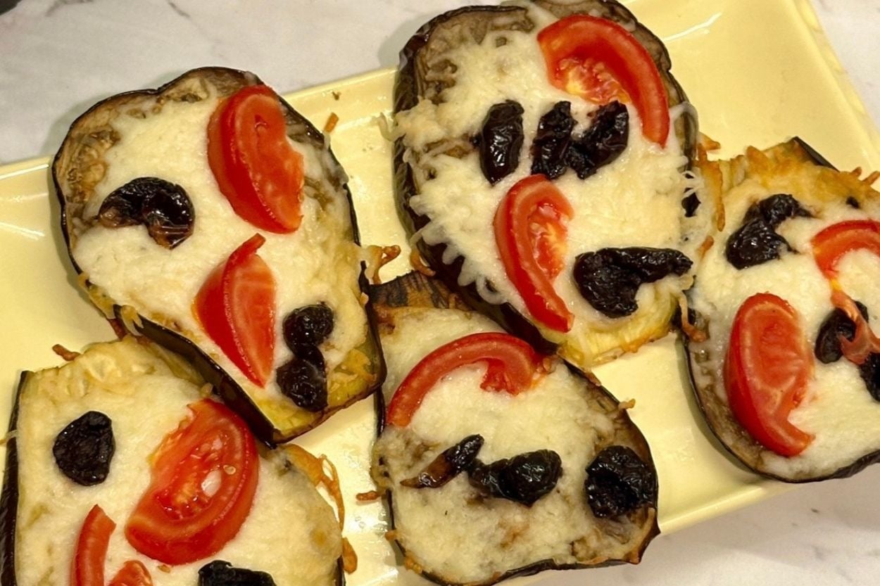 Göz Alıcı: Domatesli Patlıcan Pizza