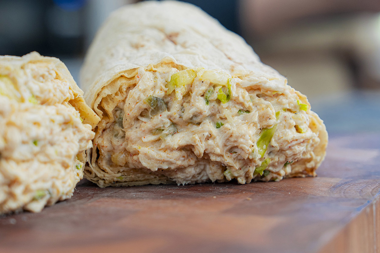 Çok Doyurucu: Sezar Tavuk Burrito