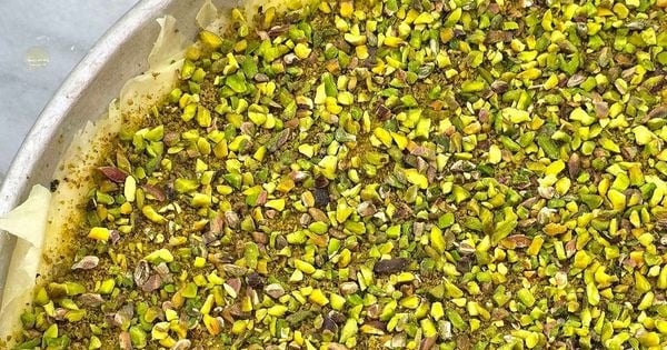 bol-antep-fistikli-baklava-asama2