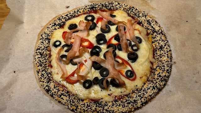 Sağlıklı ve Doyurucu: Bol Proteinli Glutensiz Pizza