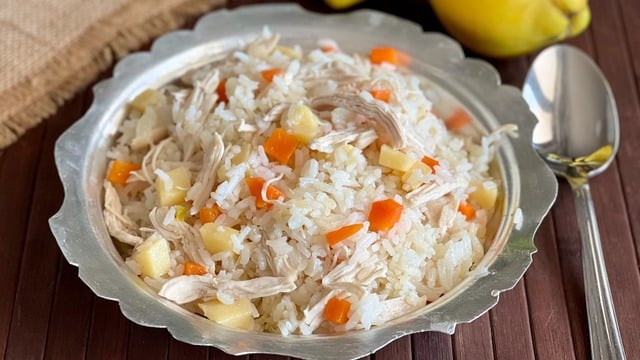 Kışın En Lezzetli Hali: Ayvalı Pilav