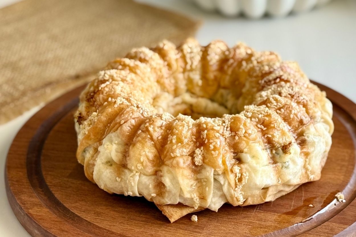 Meryem'in Tarifi: Kek Kalıbında Börek