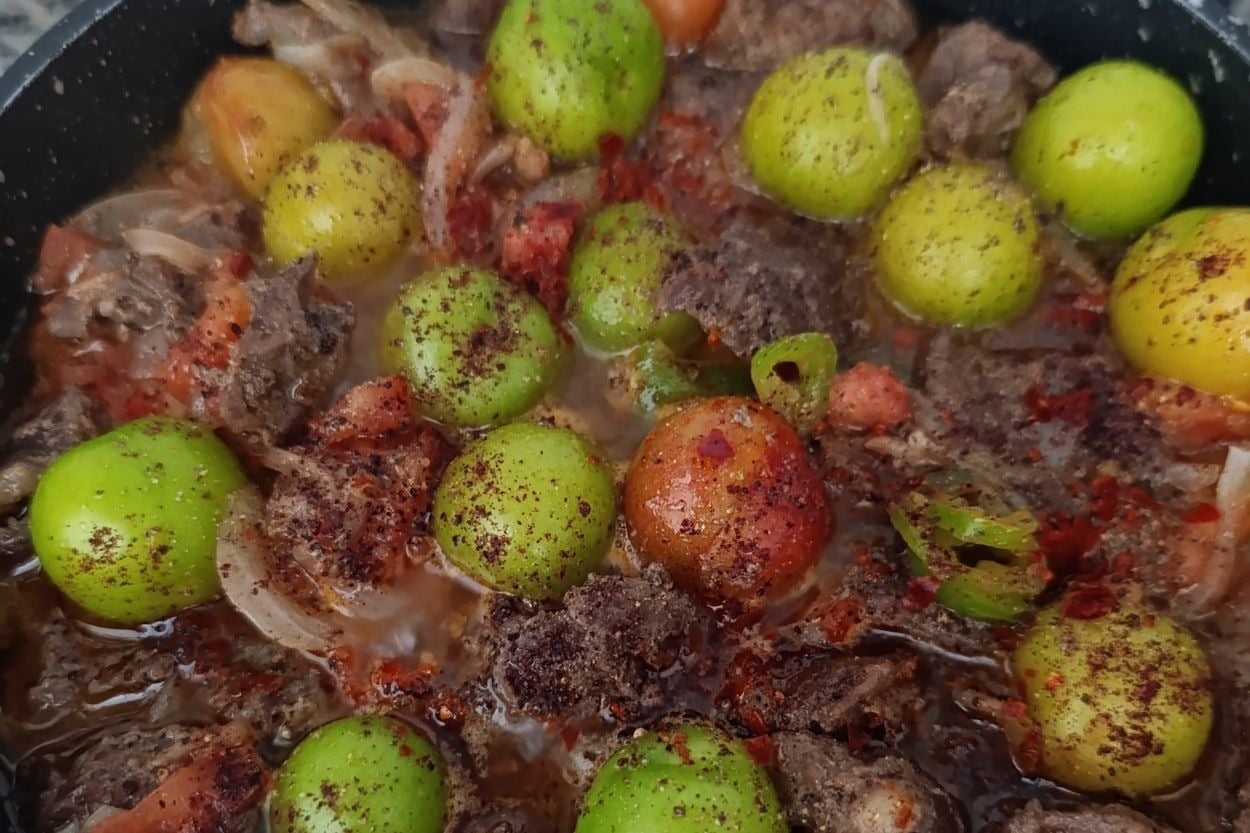 Eliz'in Tarifi: Erikli Et Yemeği