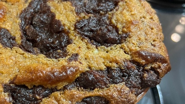 Kokusuyla Evi Saran: Güveçte Tarçınlı Kaşık Keki