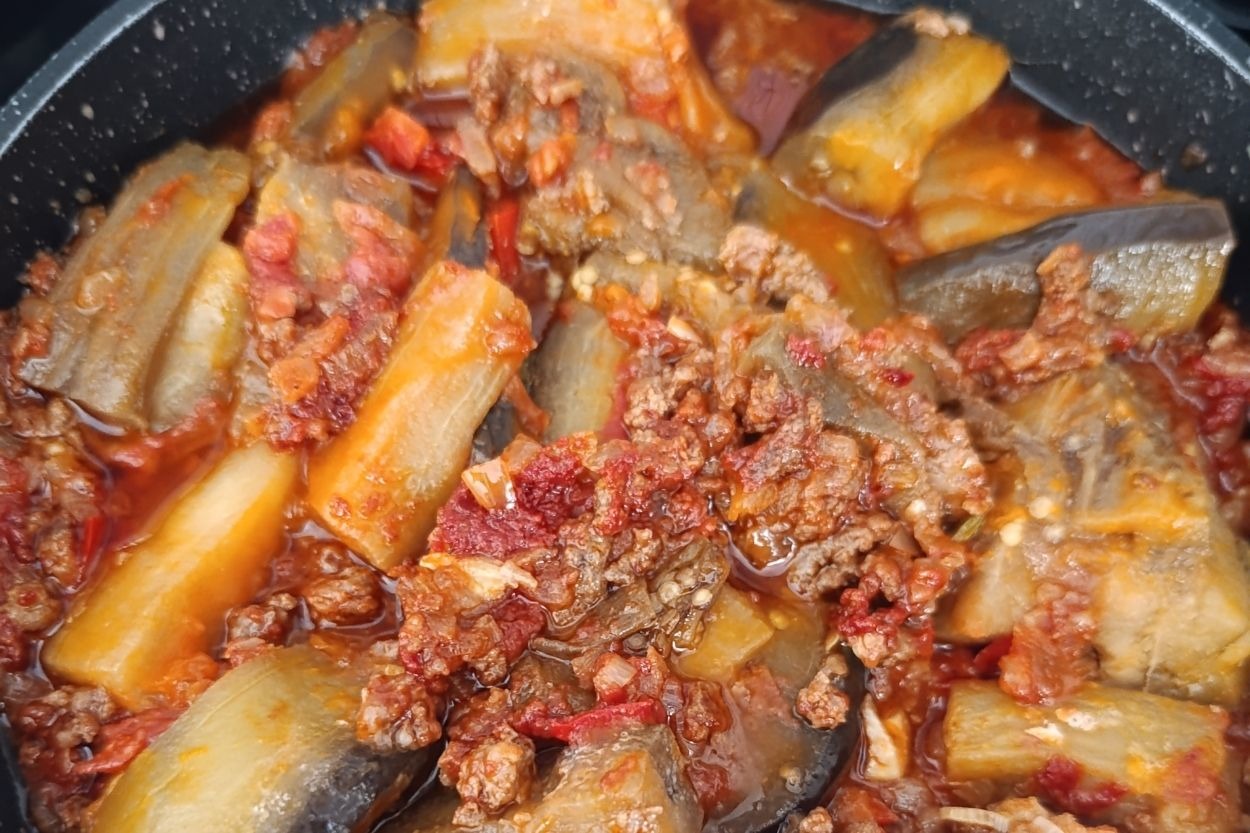 Eliz'in Tarifi: Kıymalı Patlıcan Musakka
