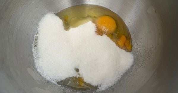 bogurtlenli-kek-asama1
