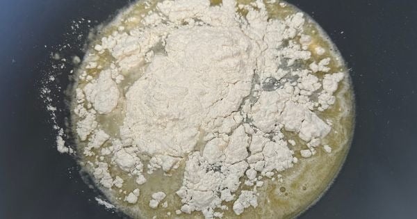 beyaz-cikolatali-profiterol-asama1