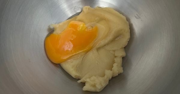 beyaz-cikolatali-profiterol-asama3