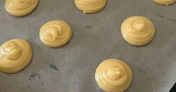 beyaz-cikolatali-profiterol-asama4