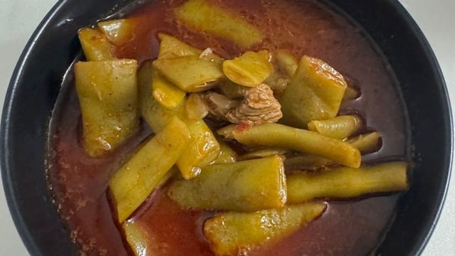 Emir'in Tarifi: Etli Ayşekadın Fasulye