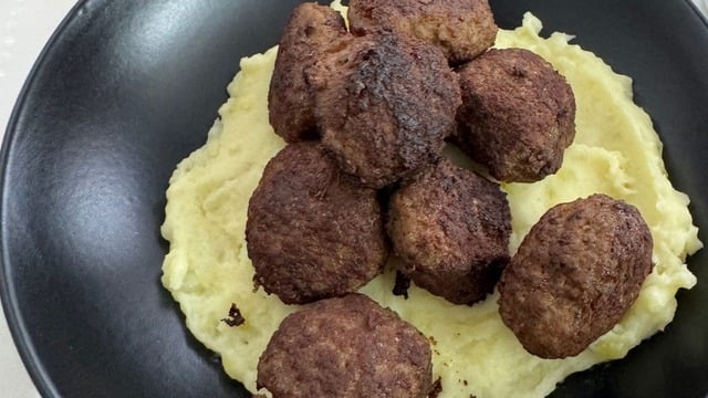 Emir'in Tarifi: Patates Püreli Ev Köftesi