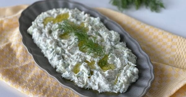 yogurtlu-enginar-salatasi-asama4
