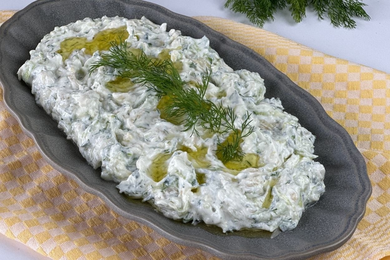Çiğdem'in Tarifi: Yoğurtlu Enginar Salatası