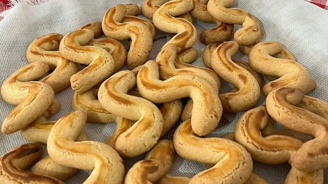 Gülsüm'ün Tarifi: Alanya Usulü S Pasta