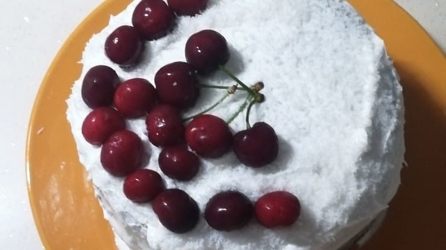 Dilara'nın Tarifi: Kiraz Pastası
