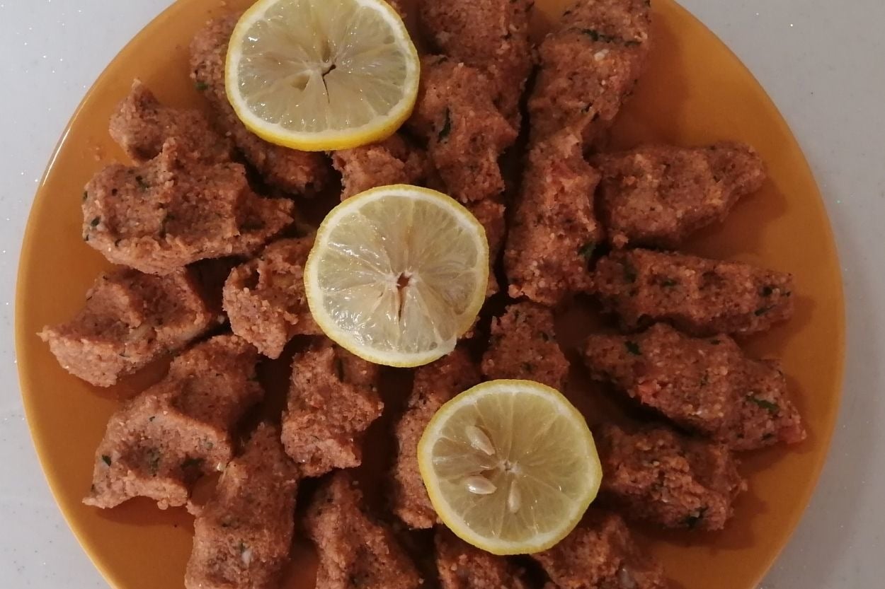 Dilara'nın Tarifi: Adana Usulü Çiğ Köfte