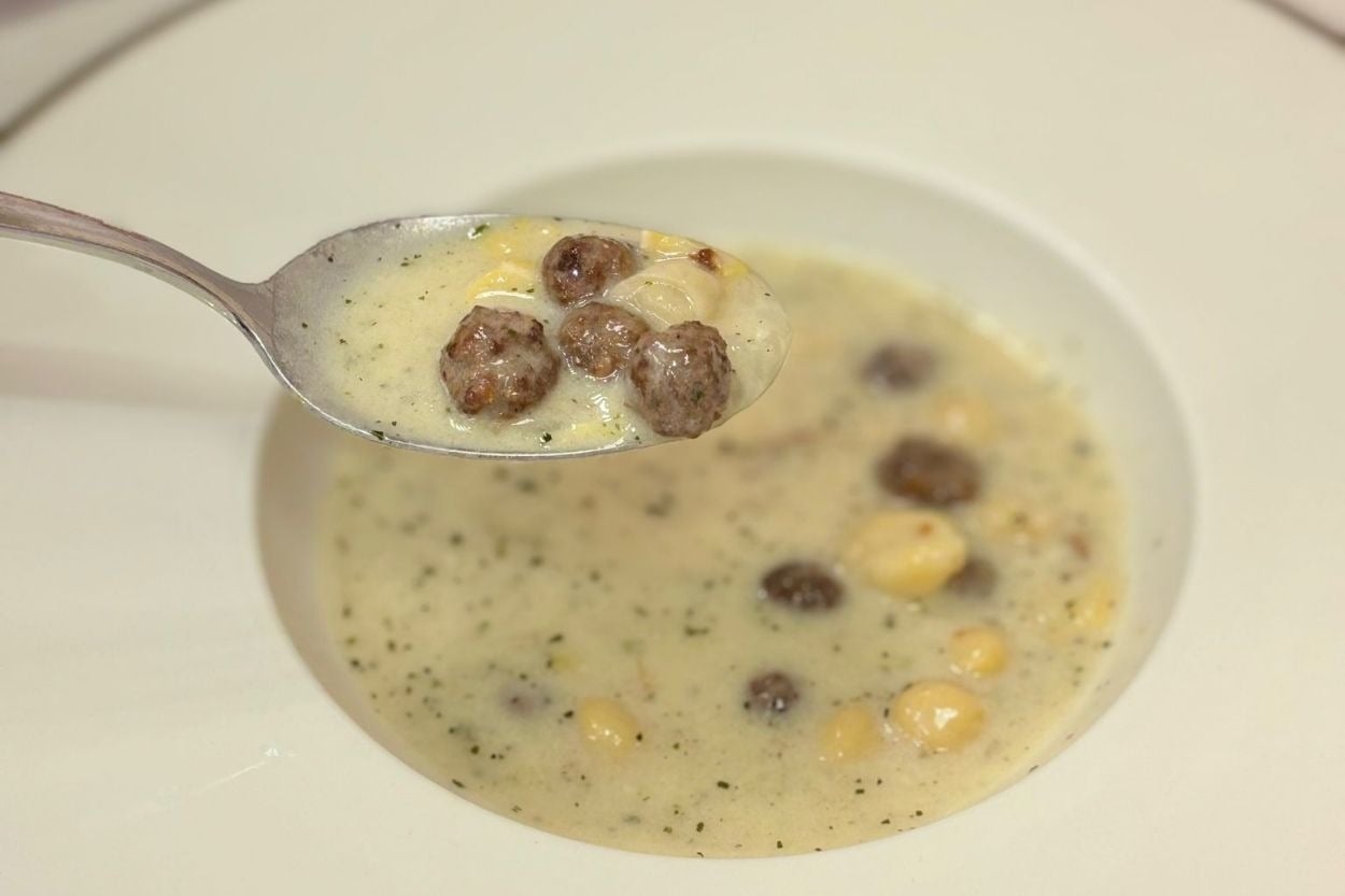 Rüveyda'nın Tarifi: Lebeniye Çorbası
