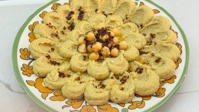 Rüveyda'nın Tarifi: Hatay Usulü Humus