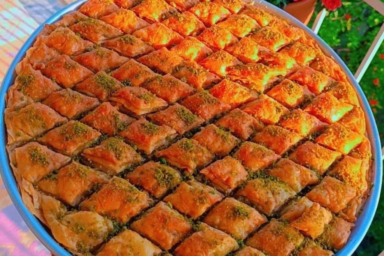 Ustaları Kıskandıracak: Cevizli El Yapımı Baklava