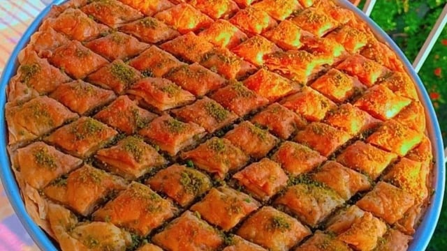 Ustaları Kıskandıracak: Cevizli El Yapımı Baklava