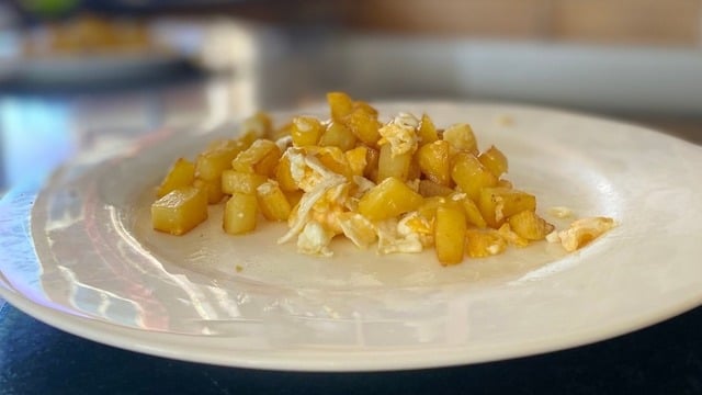 Olmazsa Olmaz: Tavada Patatesli Yumurta