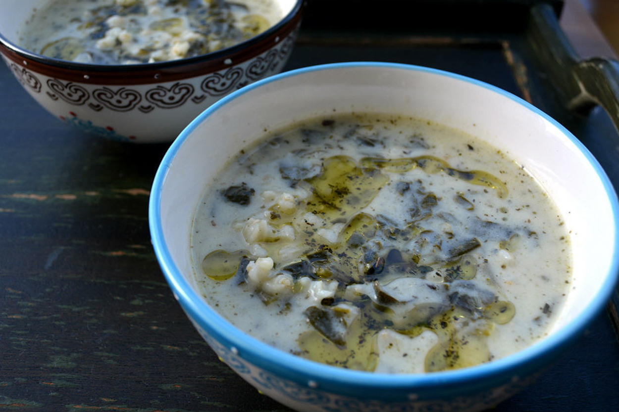 Yemekyolculuğu'ndan: Ispanaklı Buğday Çorbası