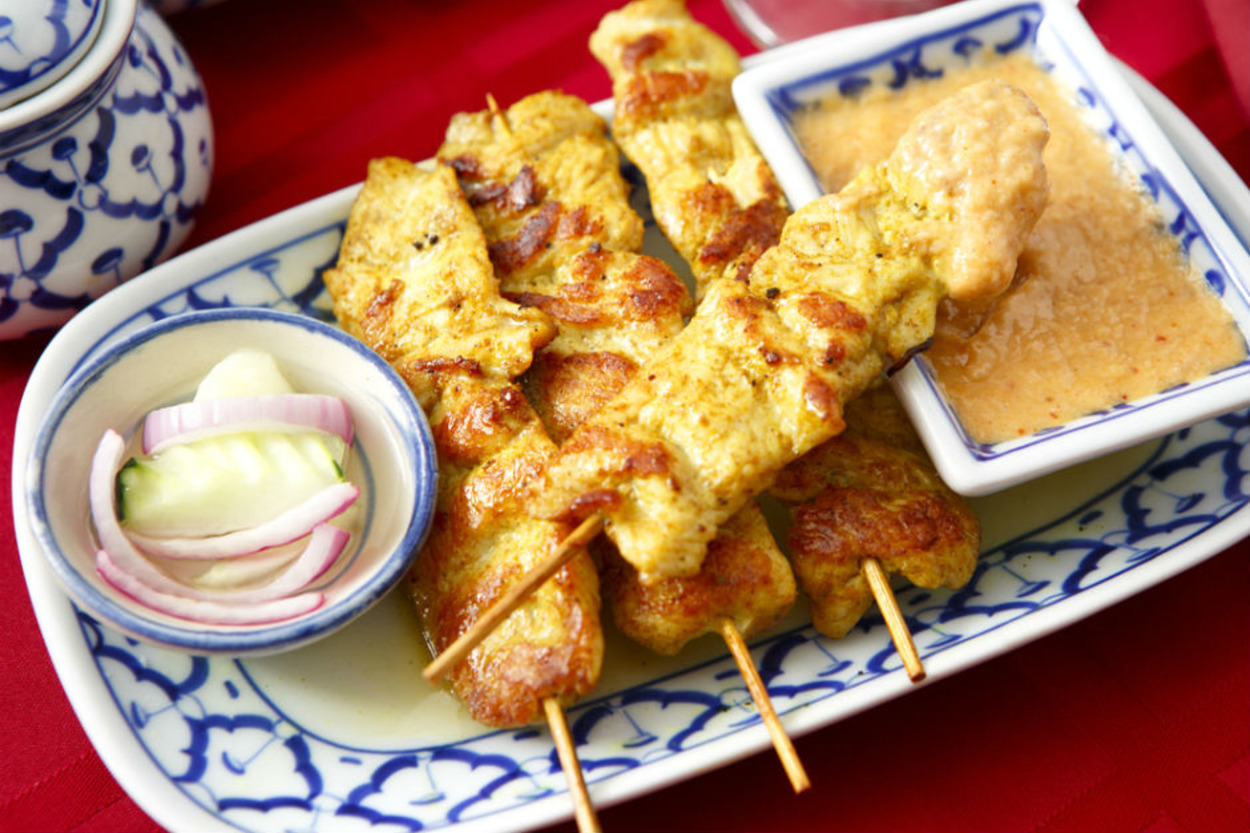 Tavuk Şişe Alternatif: Satay Soslu Tavuk