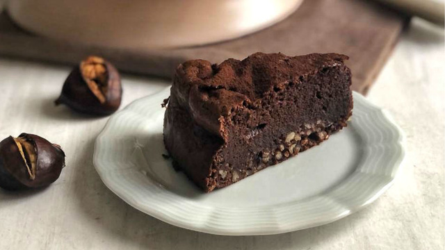 Tadı Sufleyi Andıran: Glutensiz Kestaneli Çikolatalı Kek