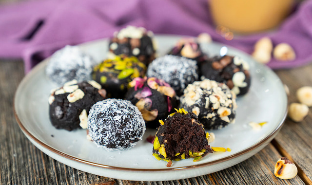 Kalan Kekleri Değerlendirin: Kekli Truffle