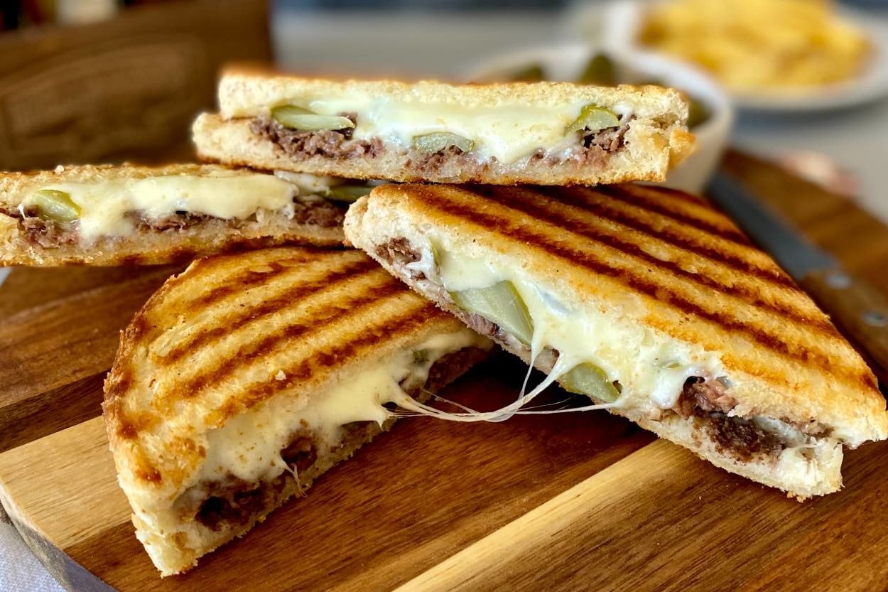 Her Öğüne: Kavurmalı Tost