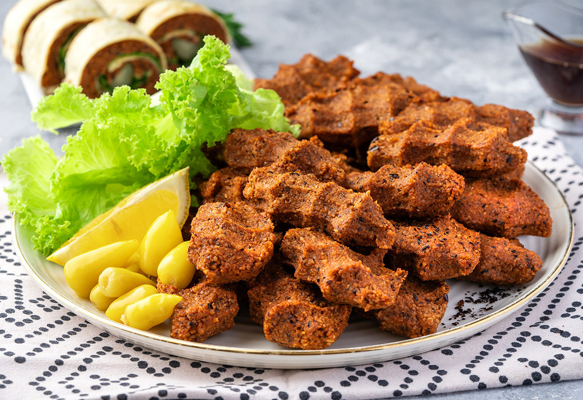 Çiğ Köftenin Yanına Ne Gider? 12 Tamamlayıcı Tarif Tarifi
