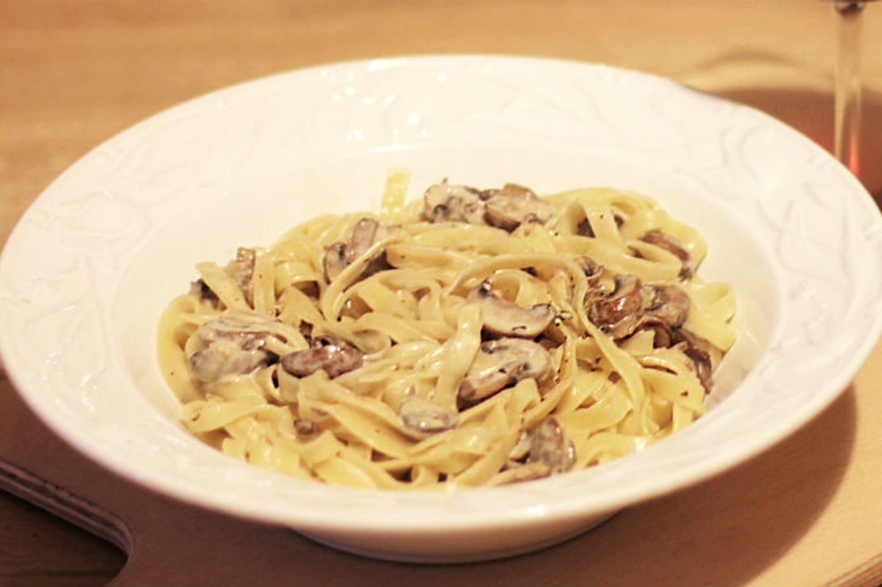 Akşama Yapalım: Rokfor Soslu Mantarlı Tagliatelle