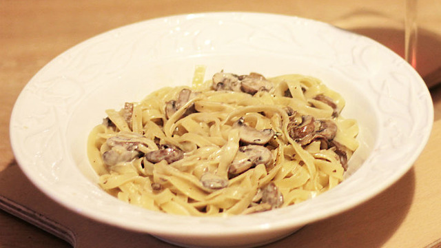 Akşama Yapalım: Rokfor Soslu Mantarlı Tagliatelle