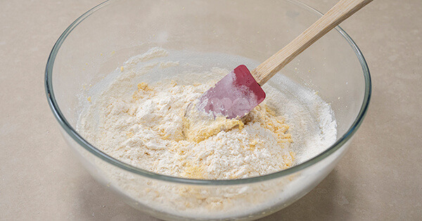 cilekli-pasta-asama-6