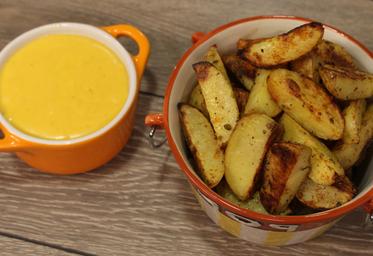 Olsa da Yesek: Cheddar Soslu Fırında Patates [İZLE] Tarifi