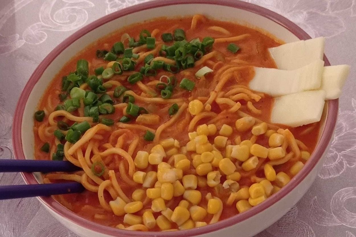 Daha Lezzetli: Domatesli Noodle