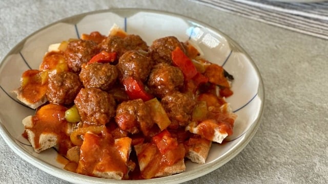 Esra'nın Tarifi: Ekşili Kebap