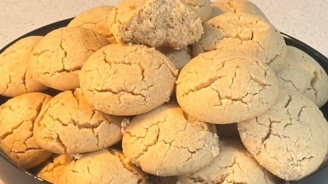 Ani Gelen Misafirlere: Pudra Şekerli Tahinli Kurabiye