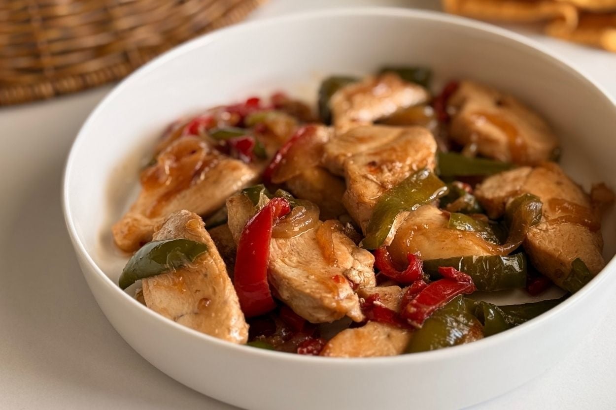 Safiye'nin Tarifi: Kırma Tavuk Kebabı