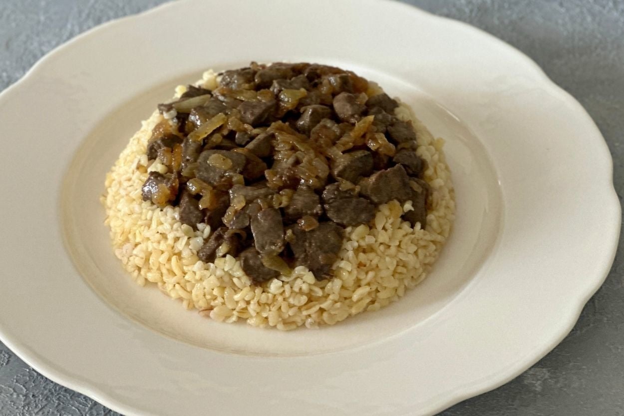 Zahide'nin Tarifi: Ciğerli Bulgur Pilavı