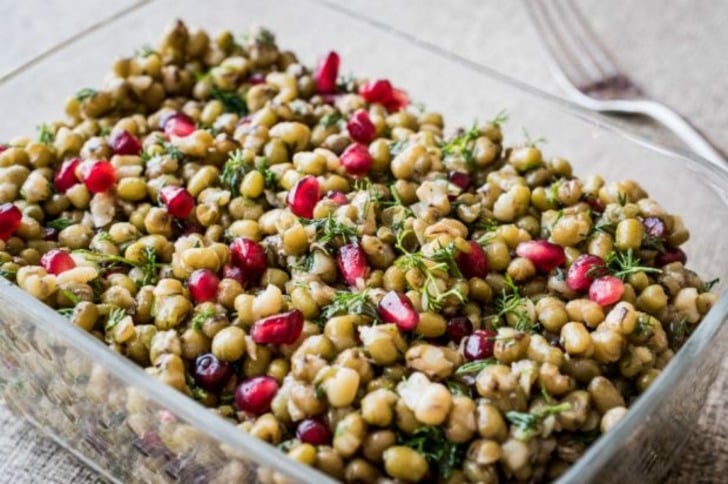 Beş Çayında ya da Altın Gününde İkram Edebileceğiniz 19 Nefis Salata Tarifi