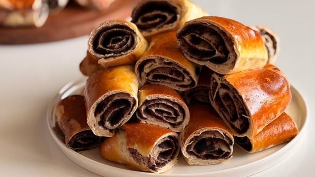 Fatma'nın Tarifi: Zeytinli Çörek