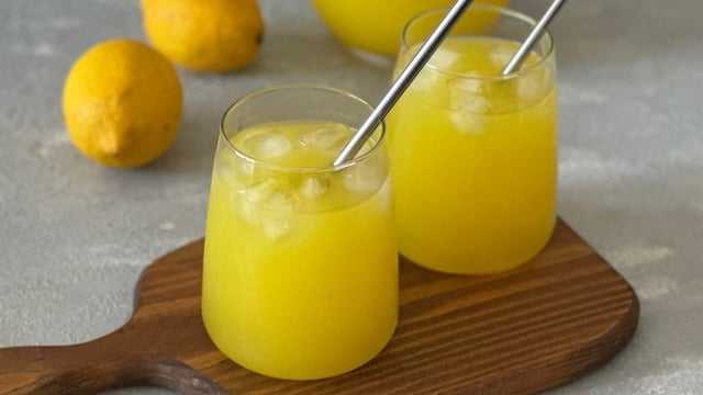 Orijinal Tarif: Pastane Limonatası