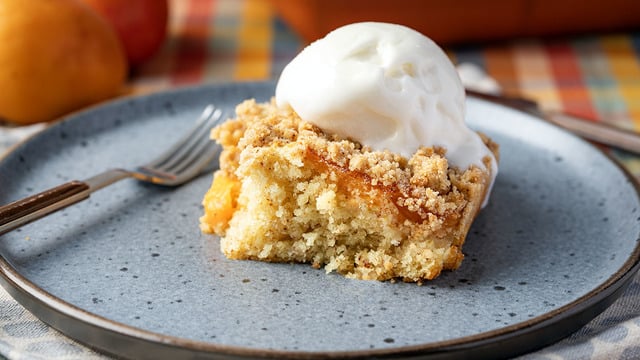Kıtır Kıtır Üst Dokusuyla: Kayısılı Crumble Kek