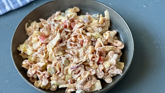 Çiğdem'in Tarifi: Çıtır Makarna Salatası